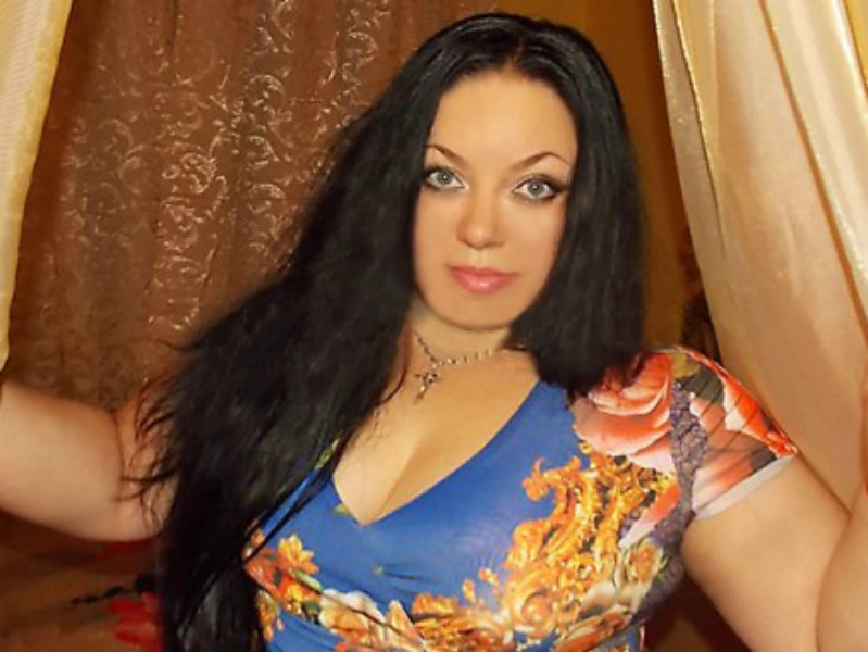 Я опытна и всегда готова доставить тебе удовольствие. Мои услуги включают разнообразные эротические массажи, эксперименты и фантазии. Я умею создавать атмосферу наслаждения и расслабления. Я всегда оставляю своих клиентов довольными и они возвращаются ко мне снова и снова. Все мои фото настоящие. Позволь мне познакомиться с тобой и сделать твои фантазии реальностью. 🌺💋🔥 23701, 37 лет